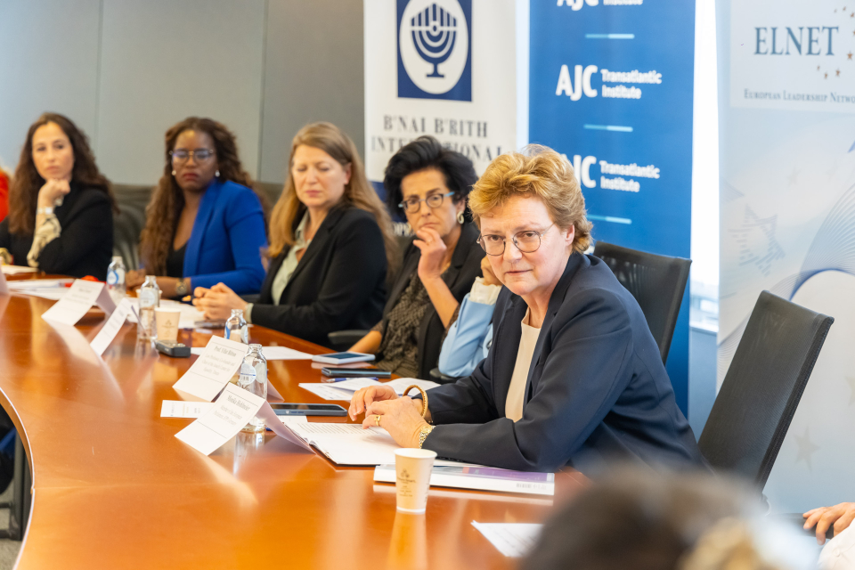 From left to right: Event moderator Ariella Woitchik, MEP Assita Kanko, MEP Ilana Cicurel, Orit Sulitzeanu and MEP Monika Hohlmeier.
